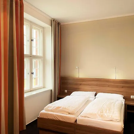 Ibs Begegnungszentrum Hotel *